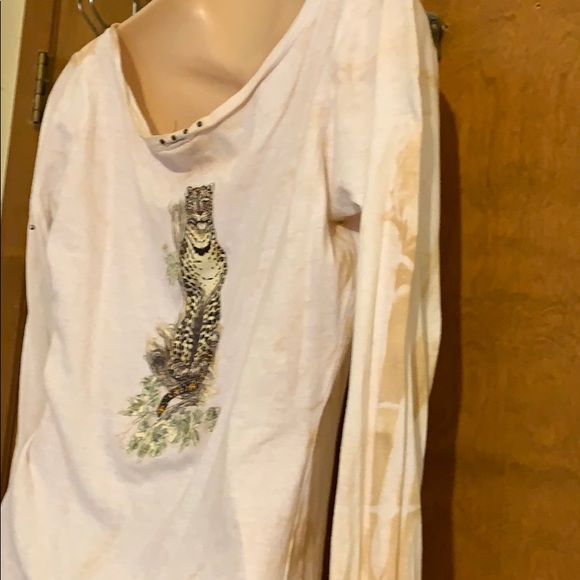 Long-sleeved Cheetah bejeweled rhinestone stud top - Picture 8 of 8